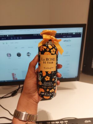 عطر بخاخ لاروز دي فان