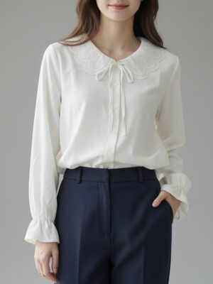 بلوزة نسائية